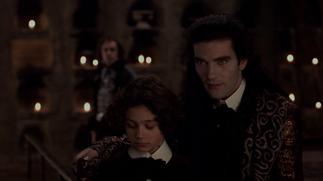 File:Armand, Banderas (3).png