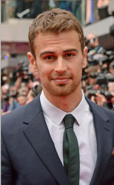 File:Raglan James.jpg