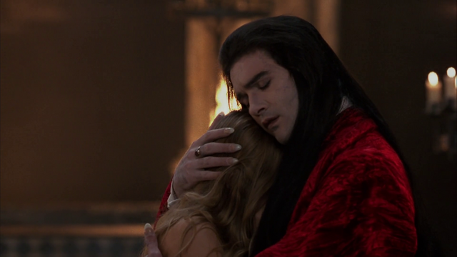 File:Armand, Banderas (2).png