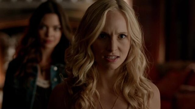 File:7X02-22-Caroline.jpg
