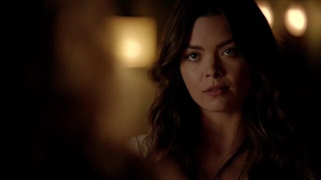 File:7X02-138-Nora.jpg