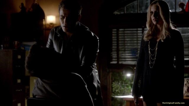 File:054-tvd-4x11-catch-me-if-you-can-theoriginalfamilycom.jpg