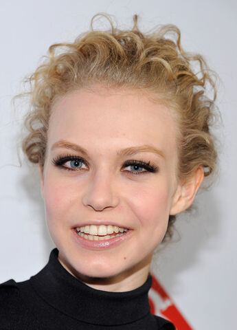 File:Penelope+Mitchell+2013+G+Day+USA+Los+Angeles+ZBWumjc7wzVl.jpg