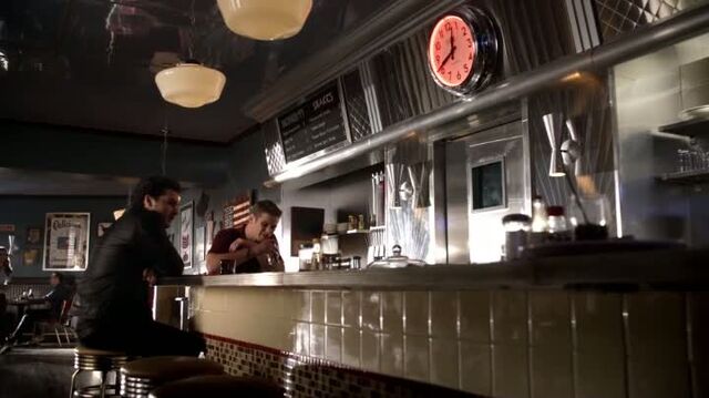 File:6X09-68-MattEnzo.jpg