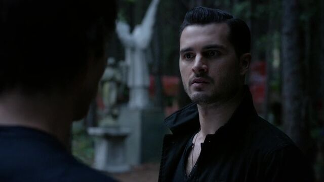 File:7X07-102-Enzo.jpg