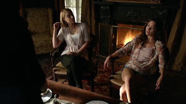 File:7X01-22-MaryNora.jpg