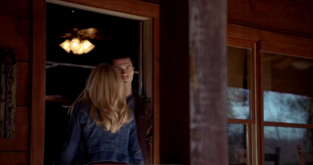 File:Caroline-Enzo 5x20.png