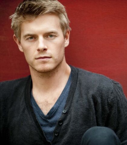 File:Rick Cosnett-Gallery.jpg