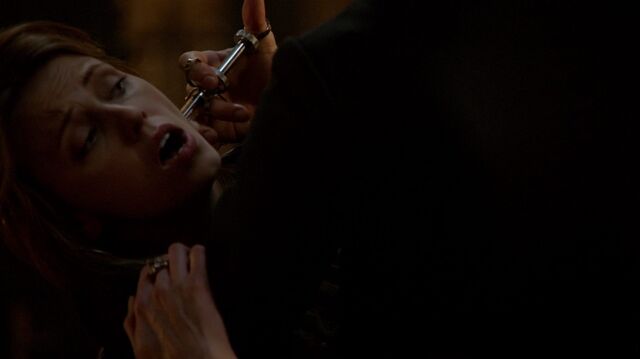 File:Normal TheOriginals220-2124Freya-Elijah.jpg