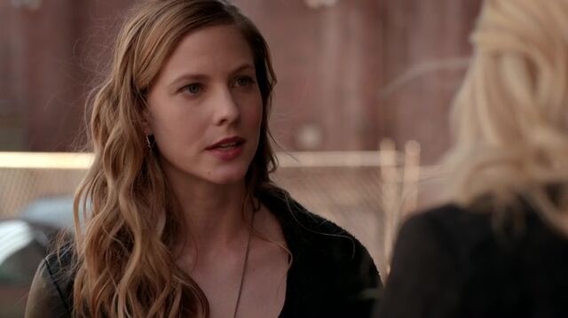 File:7X07-107-Valerie.jpg
