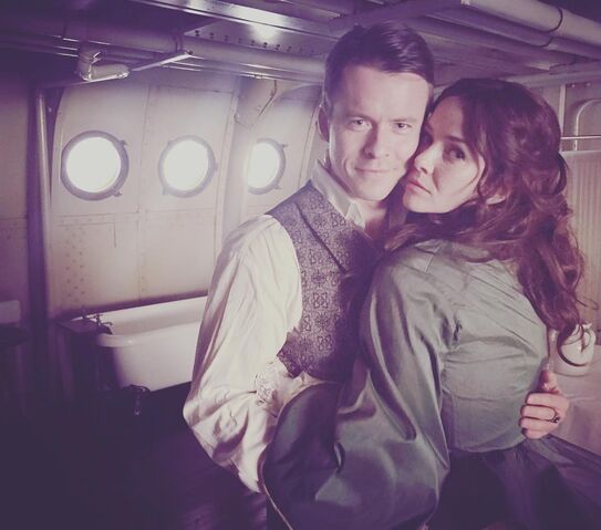 File:2015-10-28 Todd Lasance Annie Wersching Instagram.jpg
