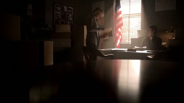 File:6X14-31-DamonLiz.jpg