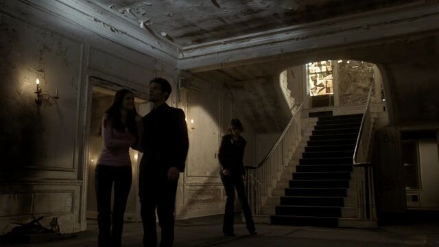 File:Elijah-Elena-elijah-and-elena-17672152-1280-720.jpg
