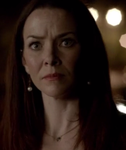 File:Lillian Salvatore.png