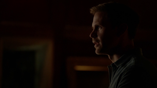 File:721-019~Caroline-Alaric.png