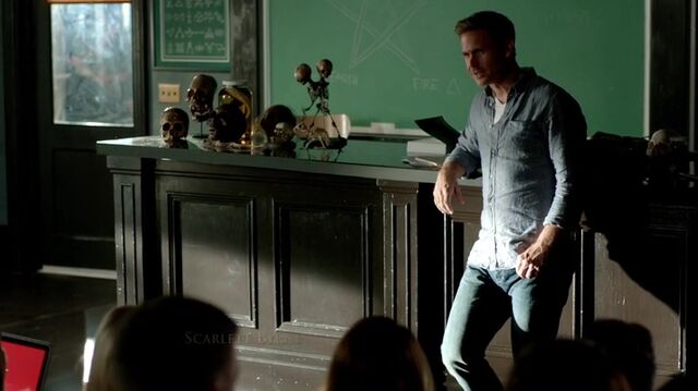 File:7X02-10-Alaric.jpg