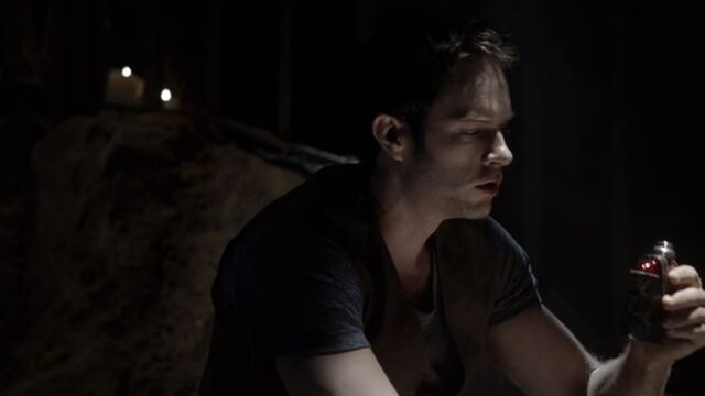 File:Thierry 4 TO 1x06.jpg