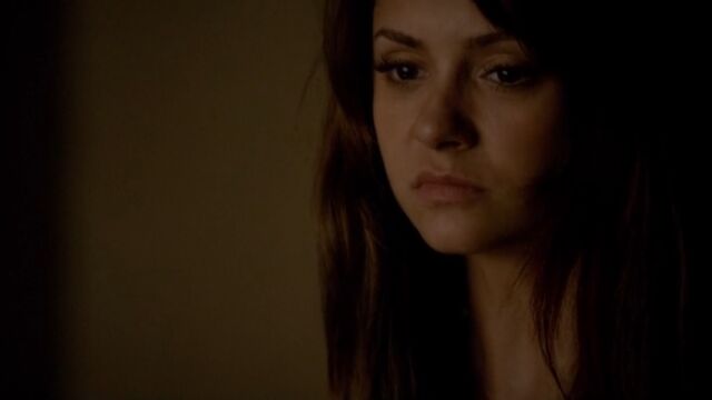 File:Elena 19 TVD 5x02.jpg