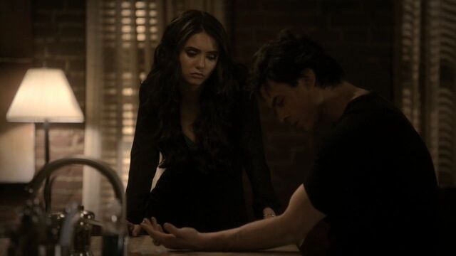 File:221VampireDiaries0029.jpg