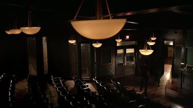 File:6X05-37-AlaricStefan.jpg