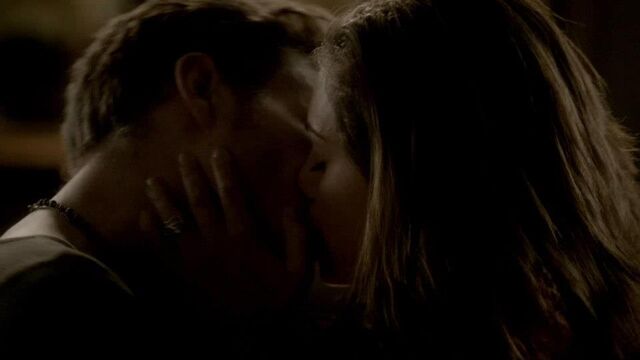 File:Hayley and Klaus-1-.jpg