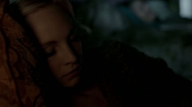 File:6X12-2-Caroline.jpg