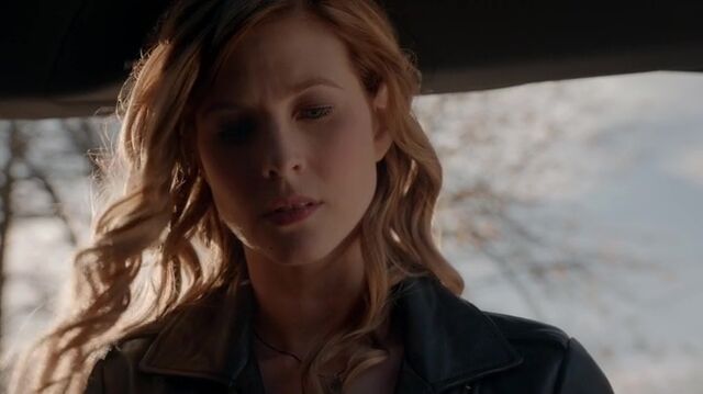 File:7X09-76-Valerie.jpg