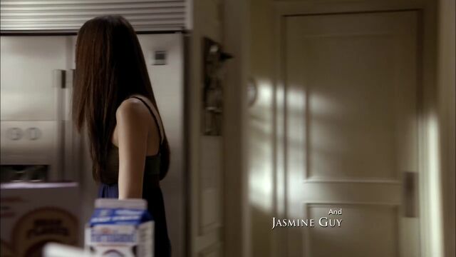 File:TVD1x05-Gilbert House 79.jpg