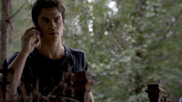 File:Damon 8 TVD 5x04.jpg