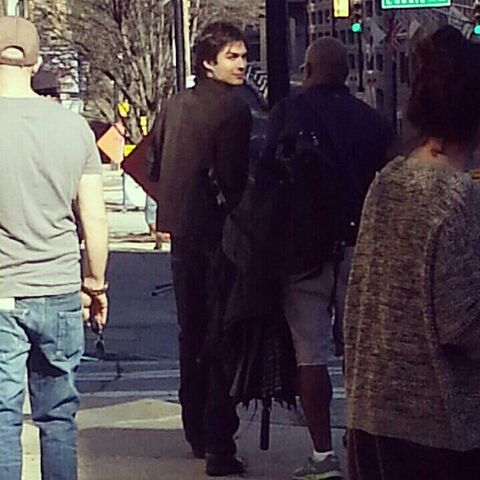 File:Behind-of-Scenes-4x17-the-vampire-diaries-tv-show-33550979-612-612.jpg