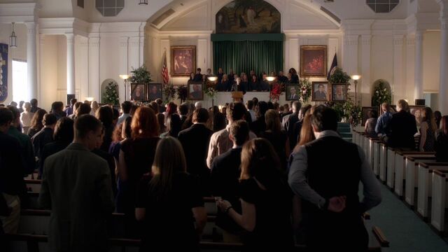 File:402VampireDiaries0996.jpg