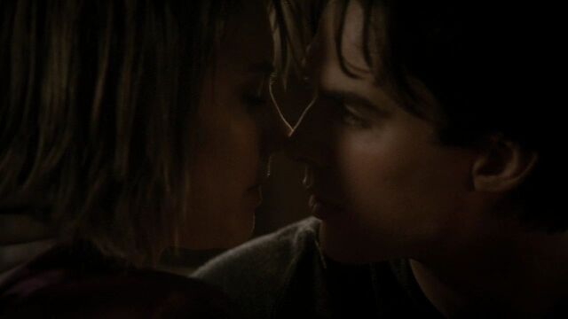 File:211VampireDiaries1712.jpg