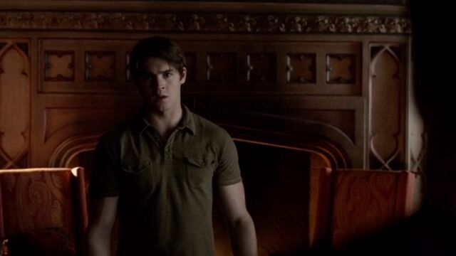 File:Jeremy 9 TVD 5x04.jpg