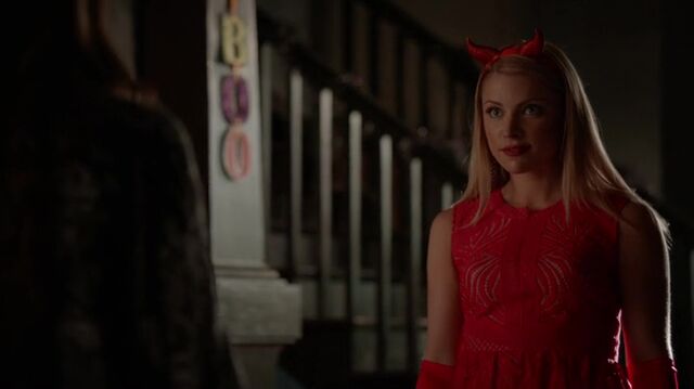 File:7X04-46-Mary.jpg