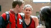 The-Vampire-Diaries-S3x22-Elena-having-a-flash-back.jpg