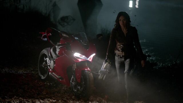 File:714-106-Rayna.jpg