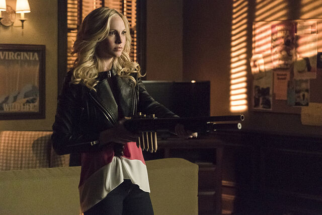 File:TVD 6x17 Caroline.jpg