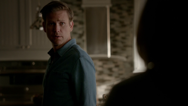 File:720-013~Caroline-Alaric.png