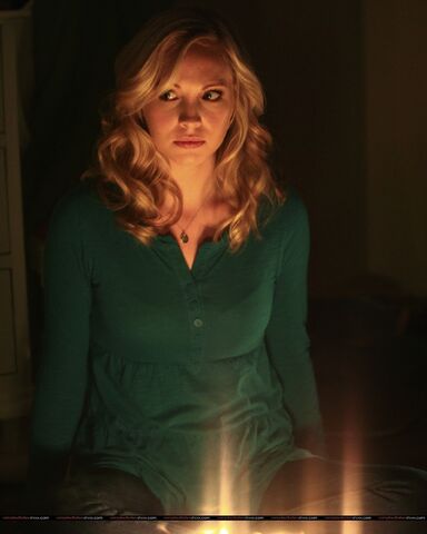 File:Caroline-caroline-forbes-9026284-1600-2000.jpg