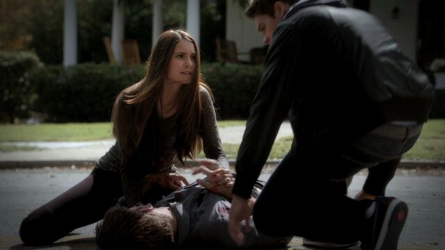 File:310VampireDiaries0728.jpg