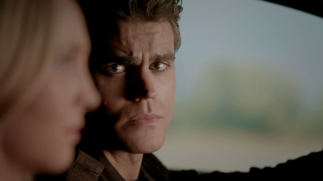 File:722-021-Stefan~Caroline.png