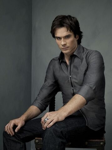 File:The-Vampire-Diaries-promo-photo-Ian-Somerhalder-2.jpg
