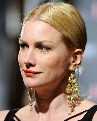 File:Alice+Evans+BAFTA+Los+Angeles+2011+Britannia+Ko2arMPo0iQl.jpg
