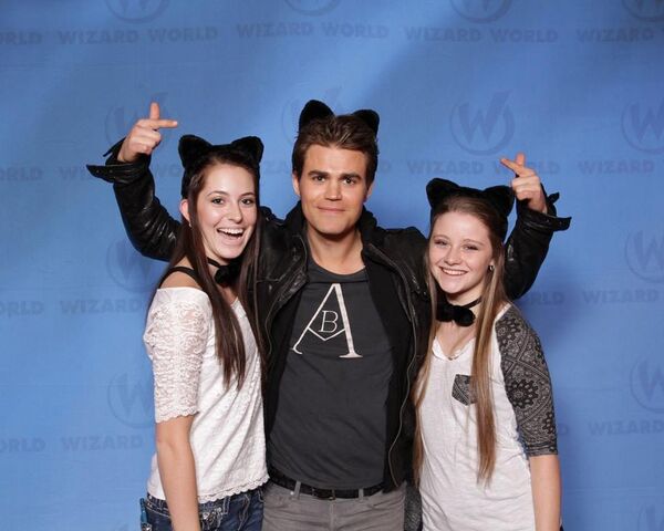 File:Wwcc-new-orleans-07-Paul-Wesley.jpg
