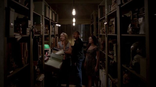 File:Normal TheOriginals122-0458.jpg