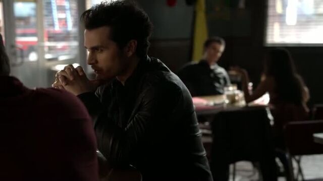 File:6X09-55-Enzo.jpg