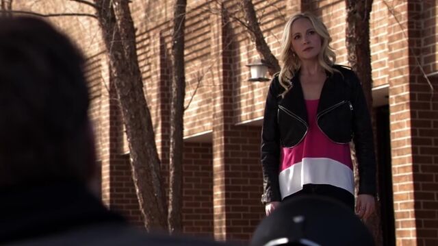 File:6X17-46-Caroline.jpg