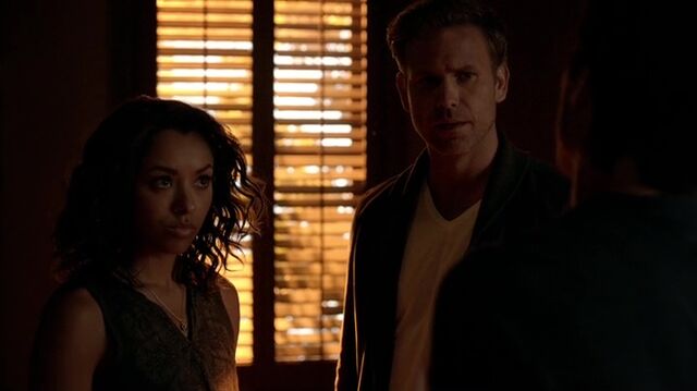 File:7X03-55-BonnieAlaric.jpg