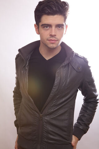 File:Micah-parker-headshot7.jpg