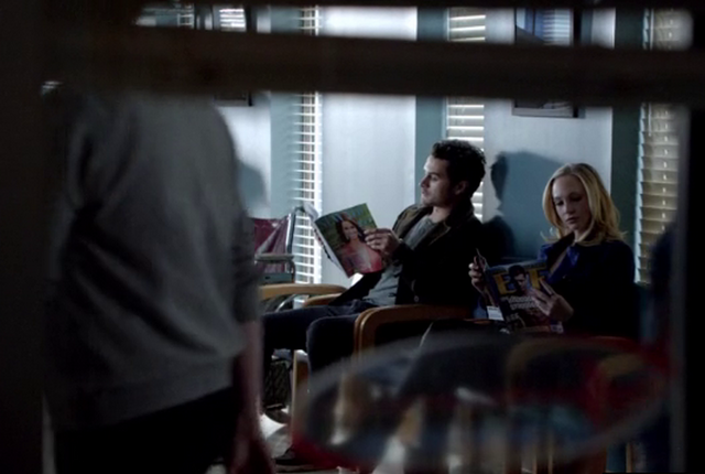 File:Enzo and Caroline 5x17.png